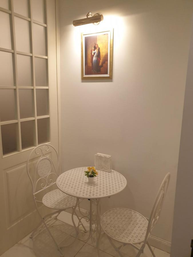 Elegante Monolocale - Macchi 1920 Apartment Milan Bagian luar foto