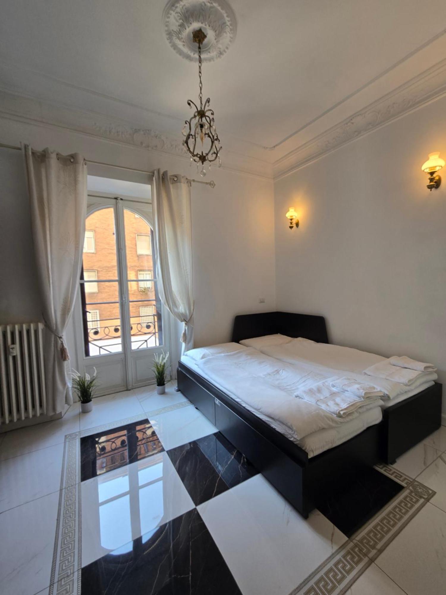 Elegante Monolocale - Macchi 1920 Apartment Milan Bagian luar foto